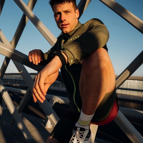 Falke | ALL | Bild | 2023-05 | Running