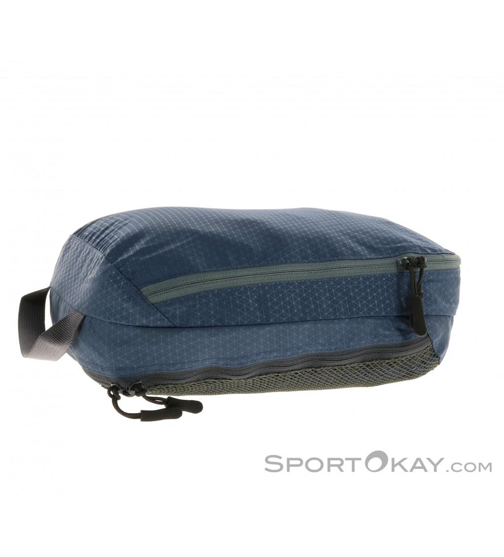 Cocoon Two-in-One Separated M Wash Bag