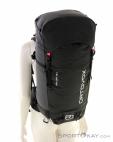 Ortovox Peak Light 38l Rucksack, Ortovox, Schwarz, , Herren,Damen,Unisex, 0016-11780, 5638067364, 4251877743507, N2-02.jpg