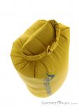 Sea to Summit Lightweight 13l Drybag, , Yellow, , , 0260-10726, 5638076368, 9327868151523, N4-19.jpg